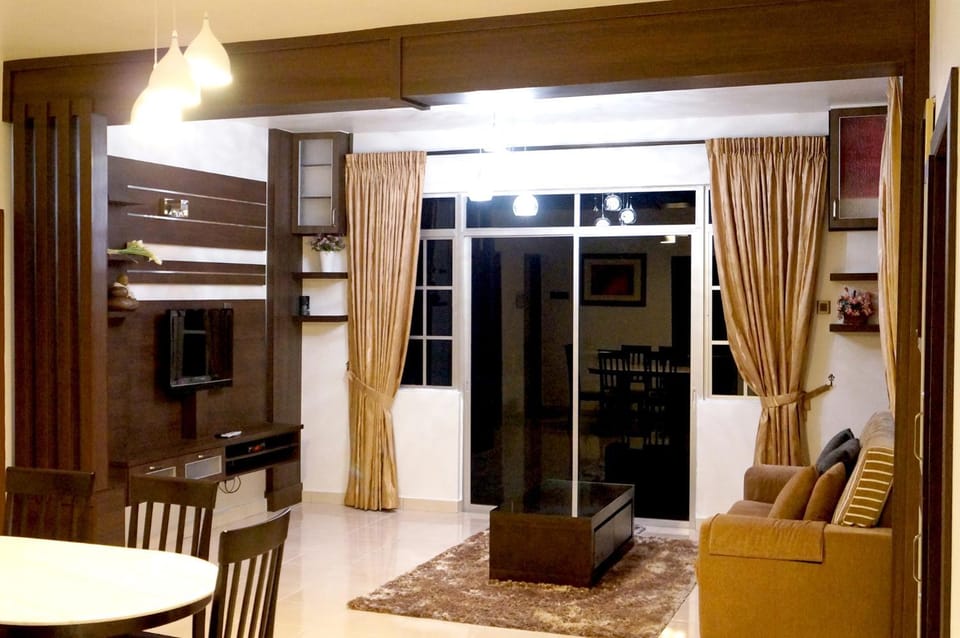 TV and multimedia, Seating area