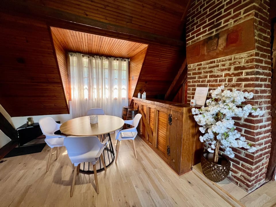 Spacieux appartement jardin, BBQ, vue sur mer, Trouville Apartment in Trouville-sur-Mer