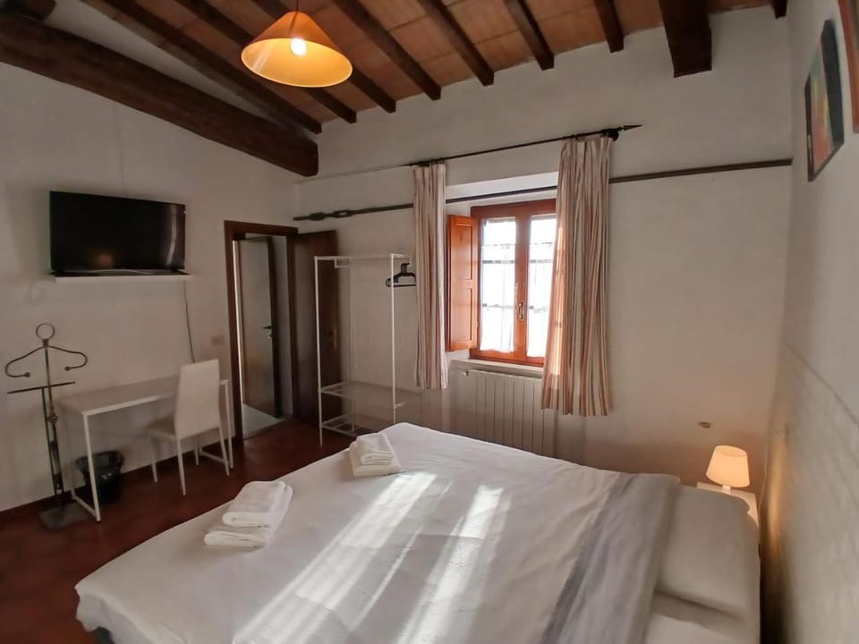 Podere San Francesco Bed and Breakfast in Tuscany