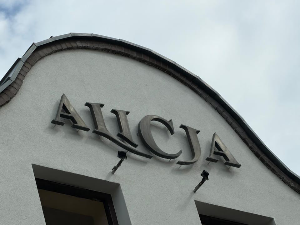 Apartamenty ALICJA Apartment in Lower Silesian Voivodeship