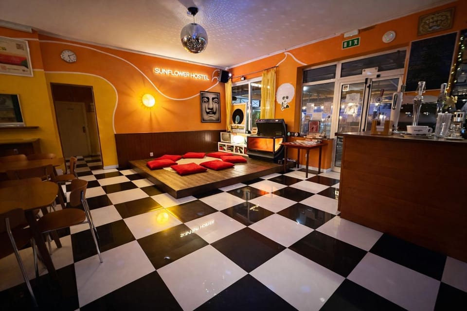 Lounge or bar