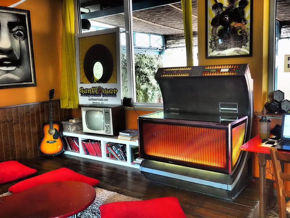 Communal lounge/ TV room, Lobby or reception, Lounge or bar