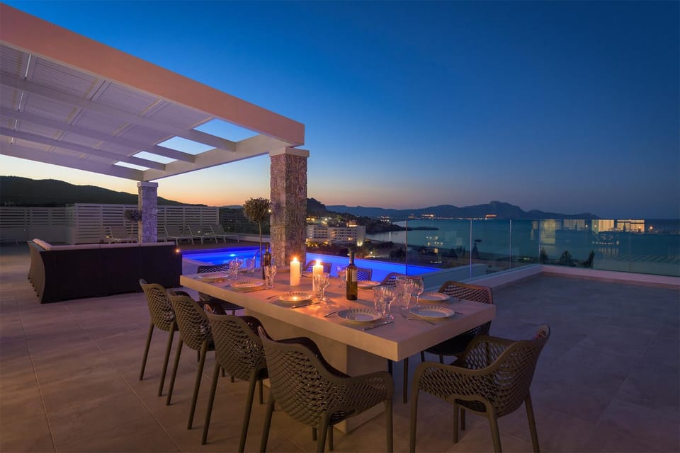 Summer, Balcony/Terrace, Beach, On site, Pool view, Sea view, Swimming pool, Sunset