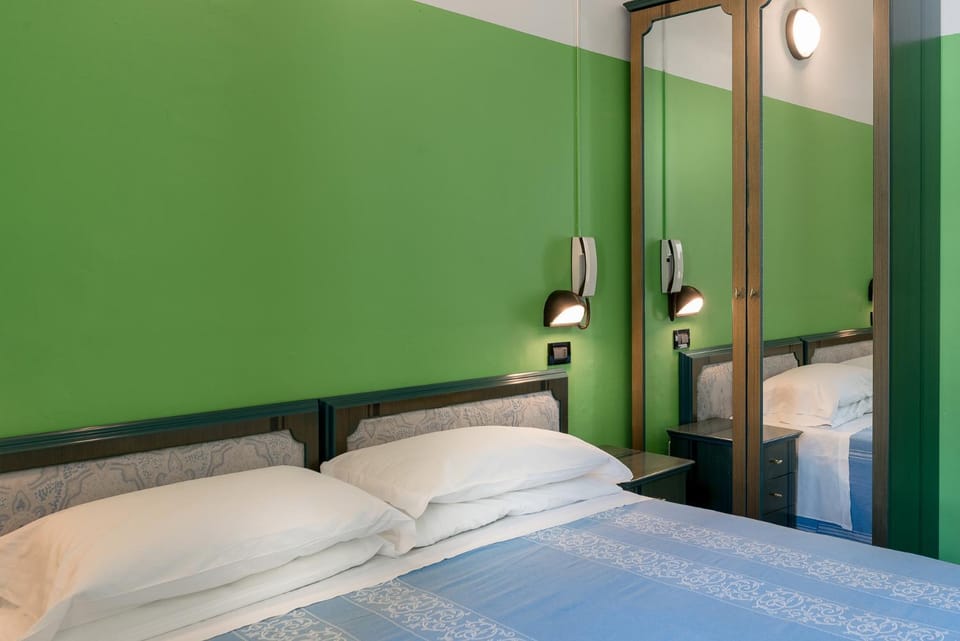 Bed, Day, Other, Other, Area and facilities