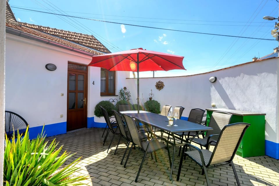 Levandulová chalupa Country House in South Moravian Region