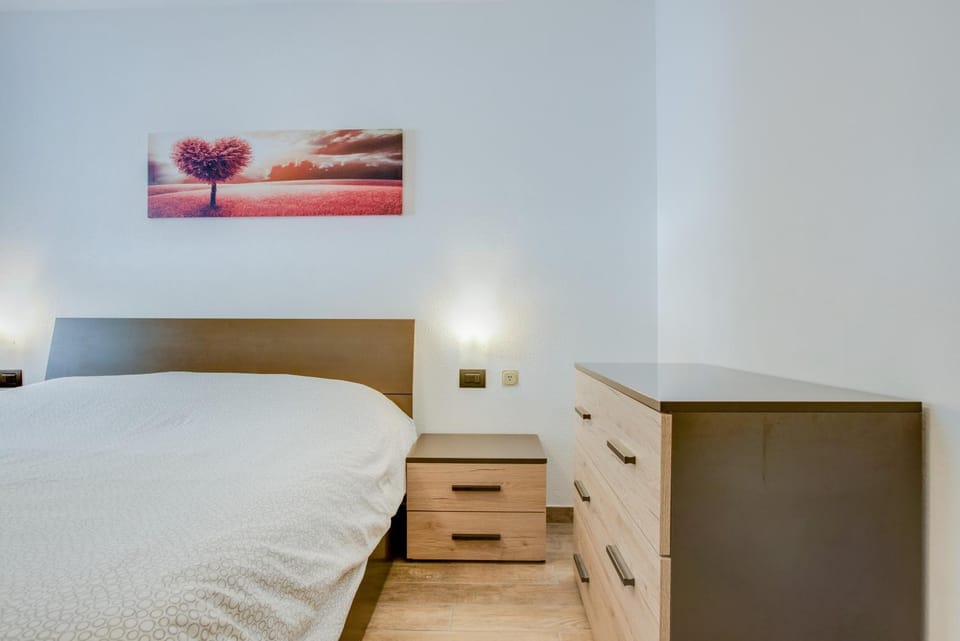 Living room, Bedroom