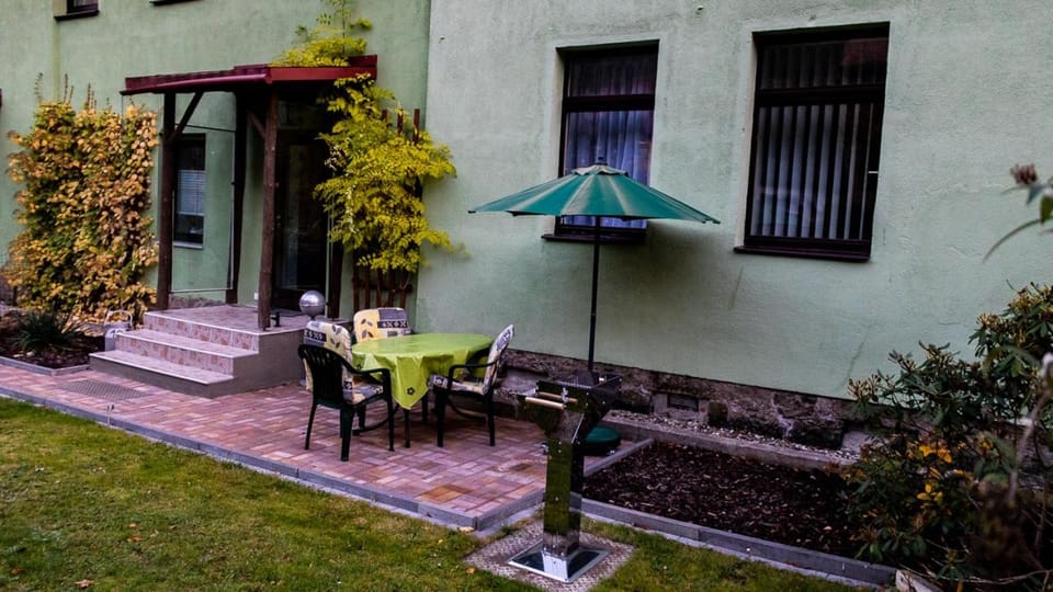 BBQ facilities, Garden, Balcony/Terrace