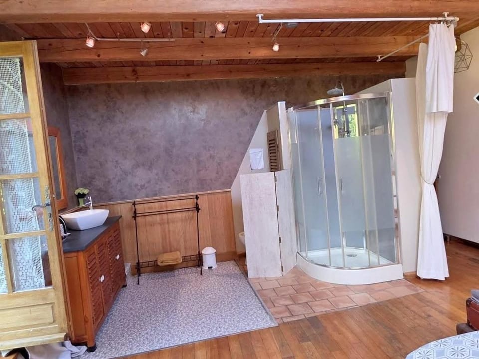 Villanath Bed and Breakfast in Auvergne-Rhône-Alpes