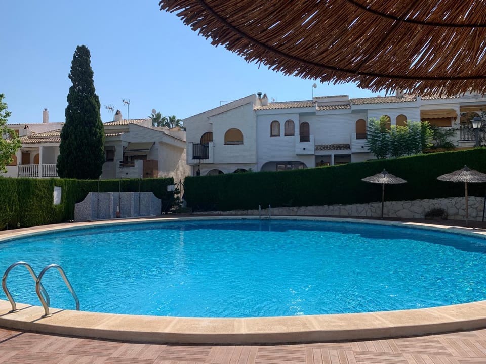 Costa Hispania House in Alacantí