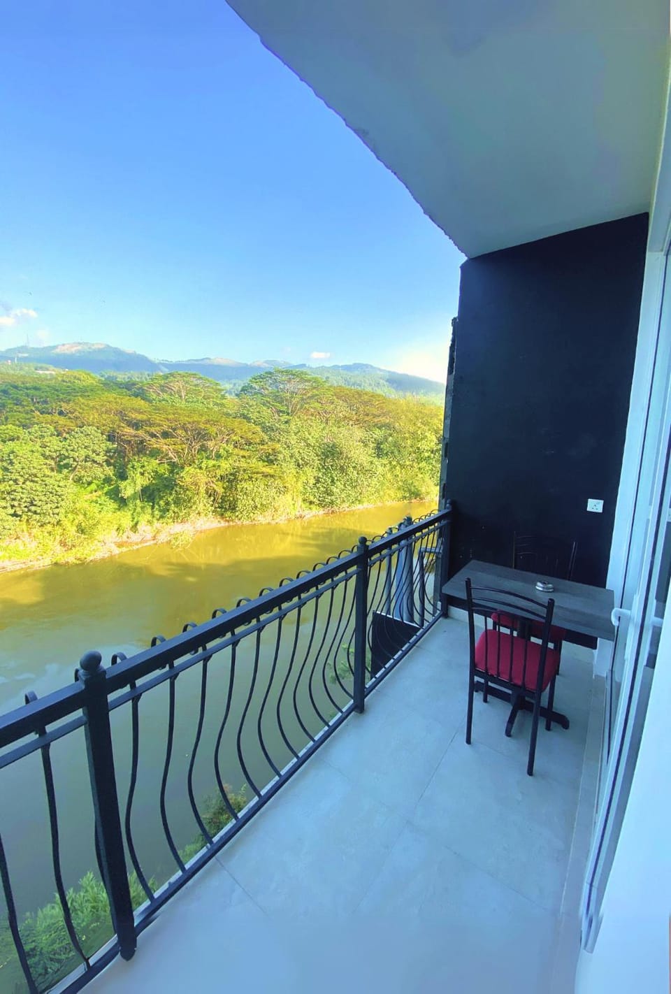 Natural landscape, Balcony/Terrace, Mountain view, River view