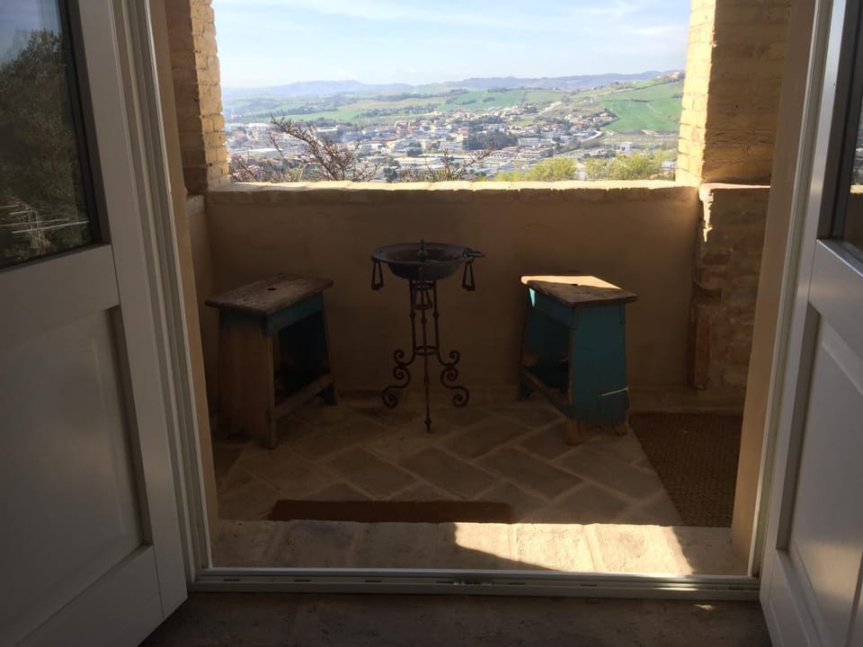 View (from property/room), Balcony/Terrace