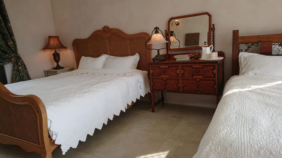 Decorative detail, Bedroom, bunk bed