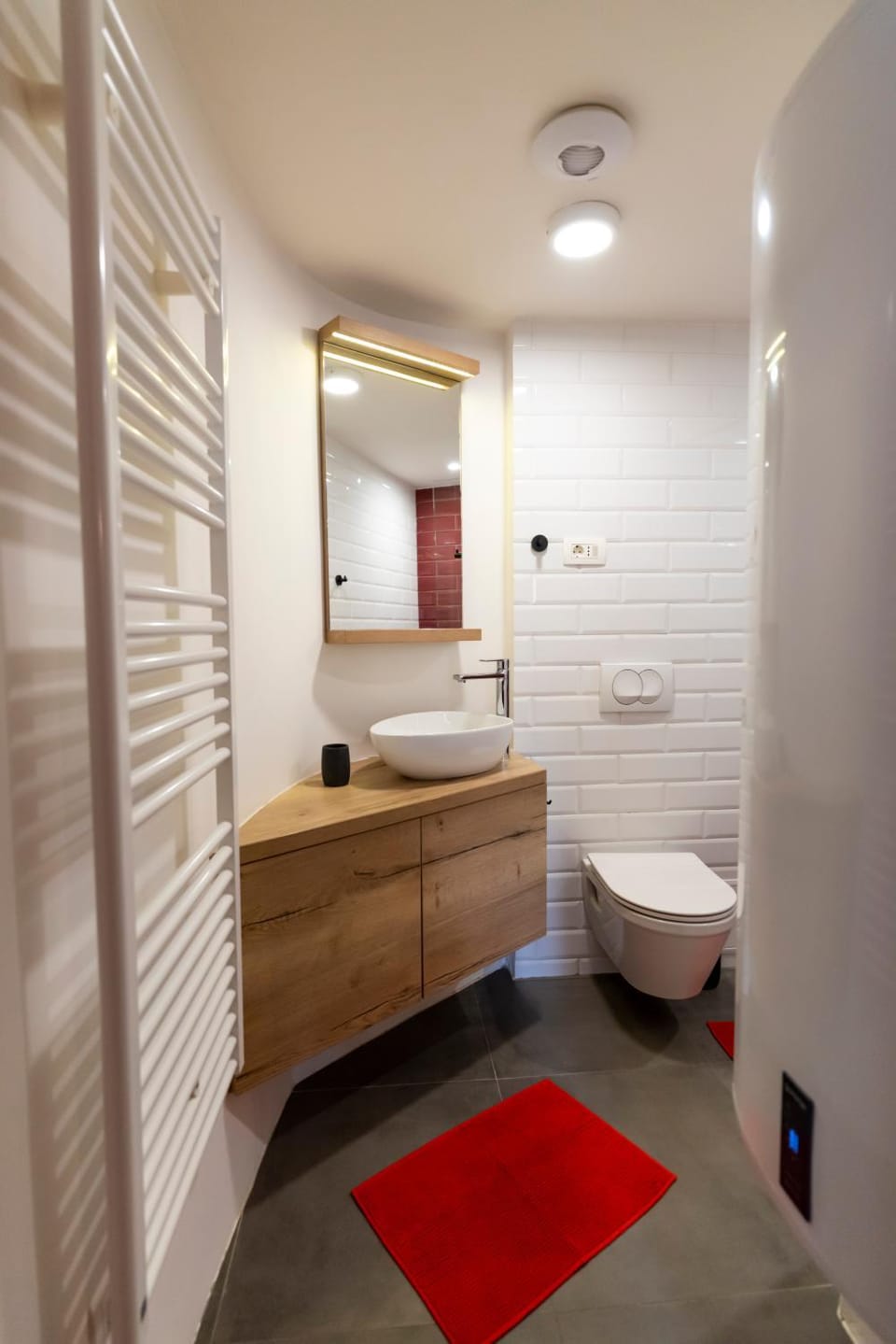 Toilet, Bathroom, towels