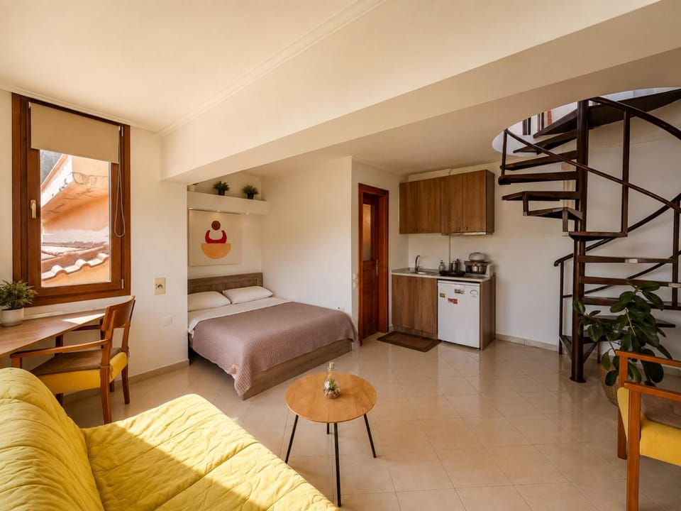 Studio Acropolis Serres Parking EV Next to Center Apartment in Decentralized Administration of Macedonia and Thrace