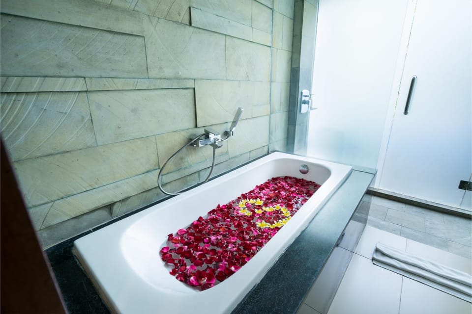 Bathroom, Bath