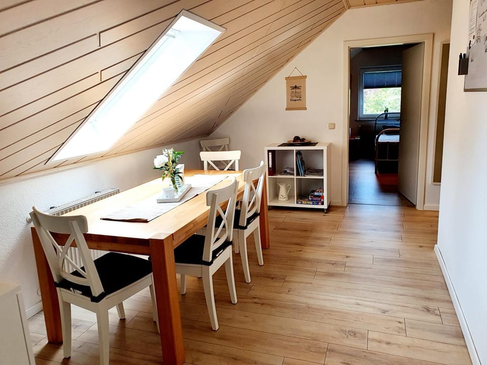 Day, Living room, Photo of the whole room, Seating area, Dining area