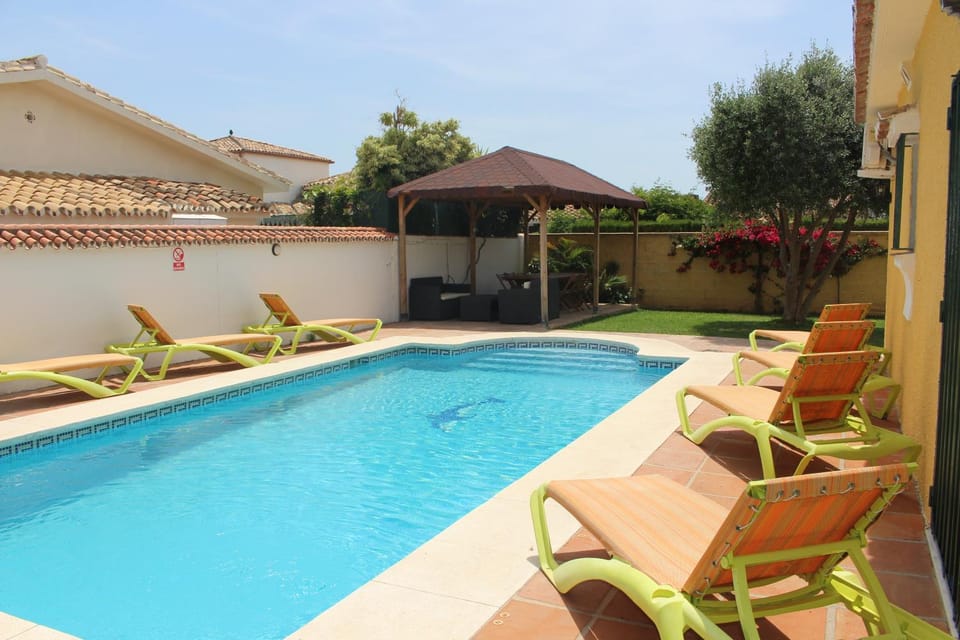 Garden, Pool view, Swimming pool