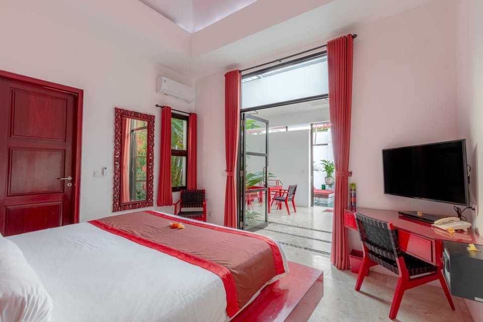 Bedroom, Garden view, Pool view, Area and facilities, air conditioner