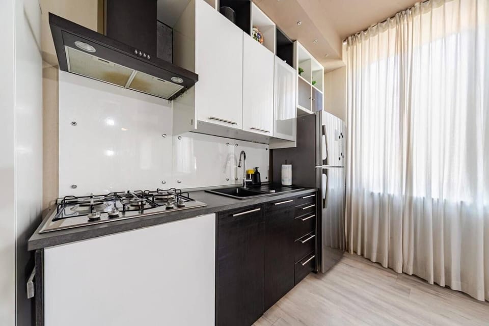 ModeRna Apartments - Charme & Relax in Centro - Free Parking Bed and Breakfast in Modena
