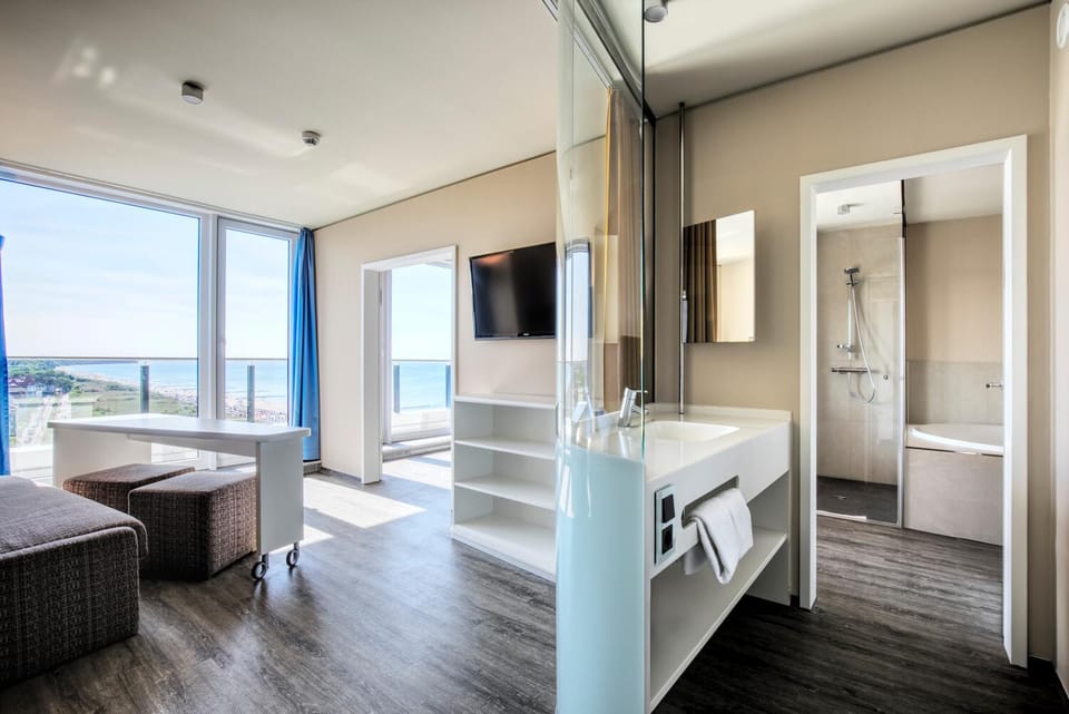 Bathroom, Living room, Sea view