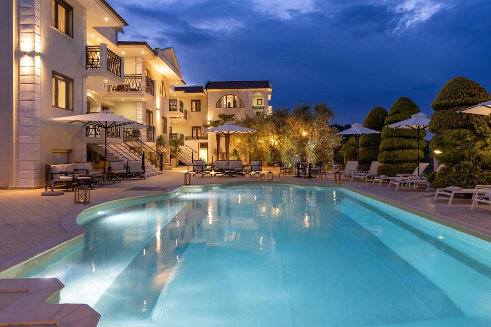Property building, Swimming pool