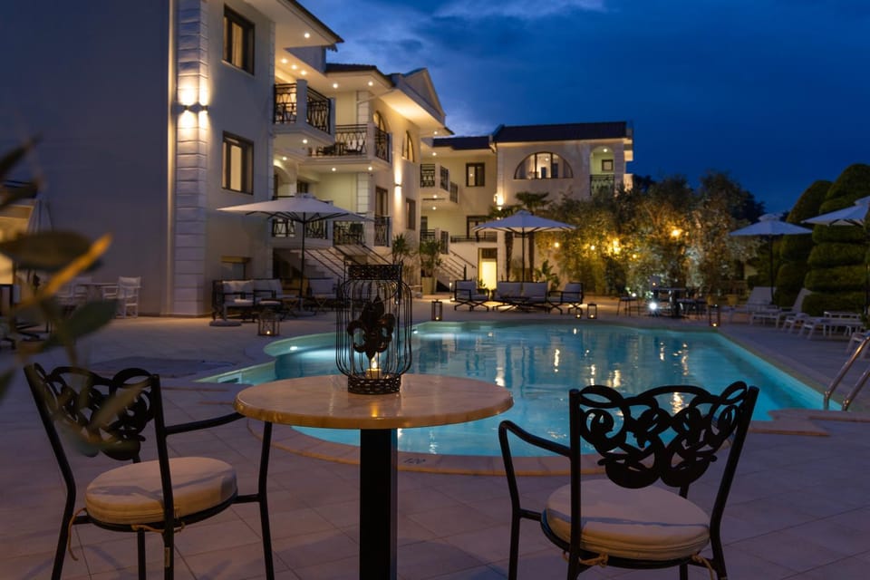 Property building, Swimming pool