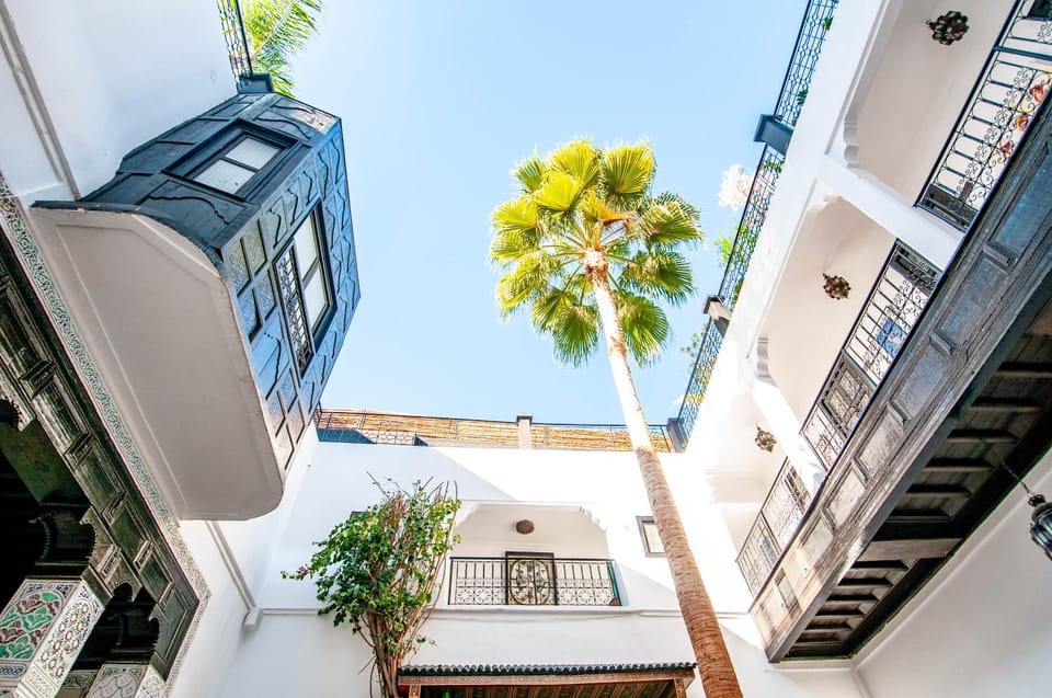 Property building, Balcony/Terrace