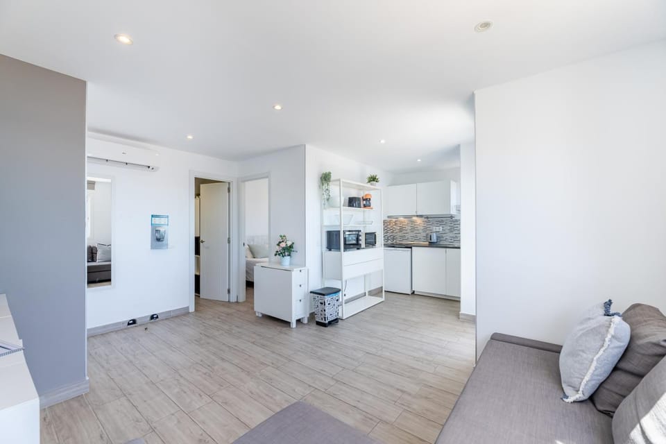 TV and multimedia, Kitchen or kitchenette