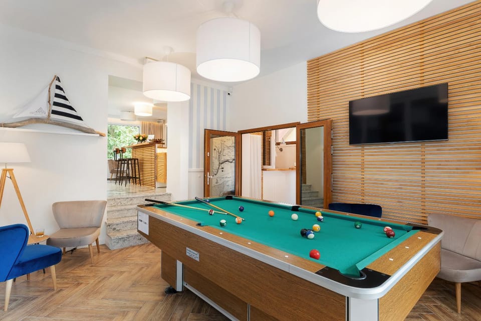 Communal lounge/ TV room, Billiard, Game Room