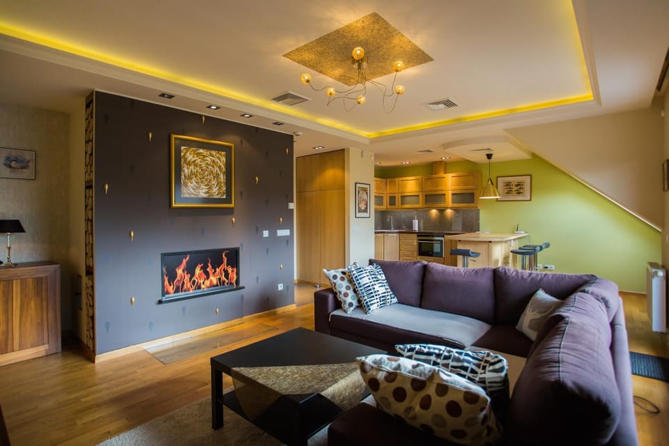 Living room, Seating area