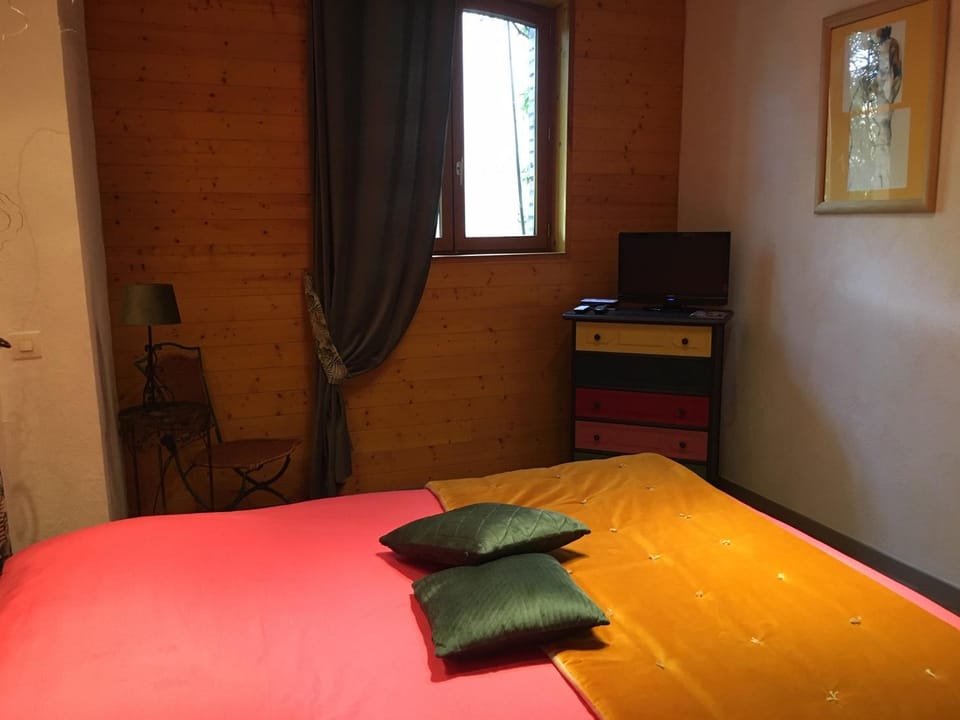 Les Ateliers d'Art Modiste et formier Bed and Breakfast in Auvergne-Rhône-Alpes