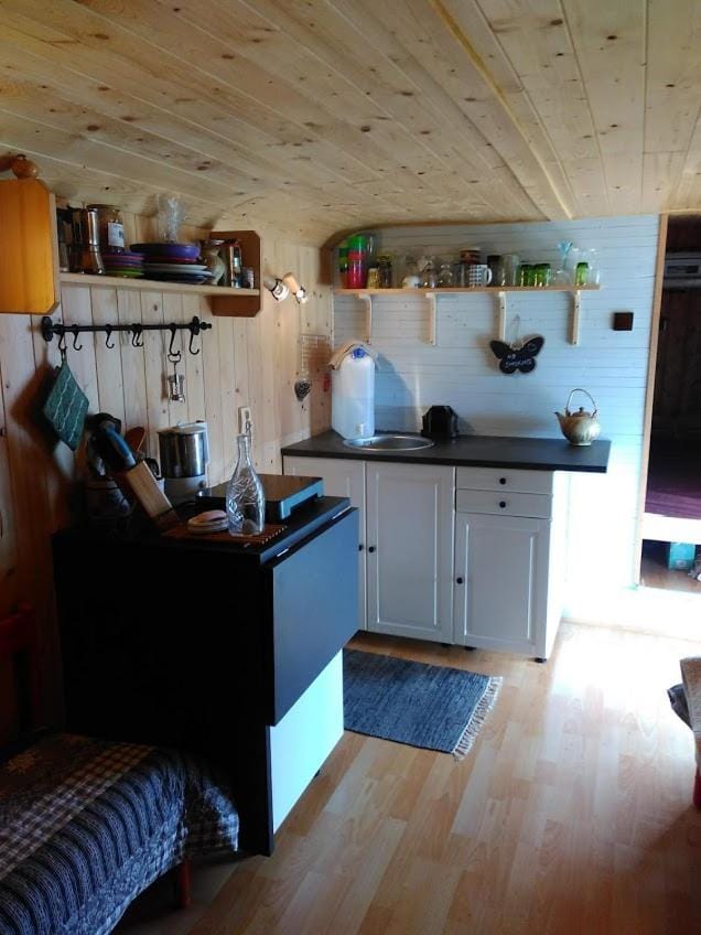 Maringotka ticha Luxury tent in Lower Silesian Voivodeship