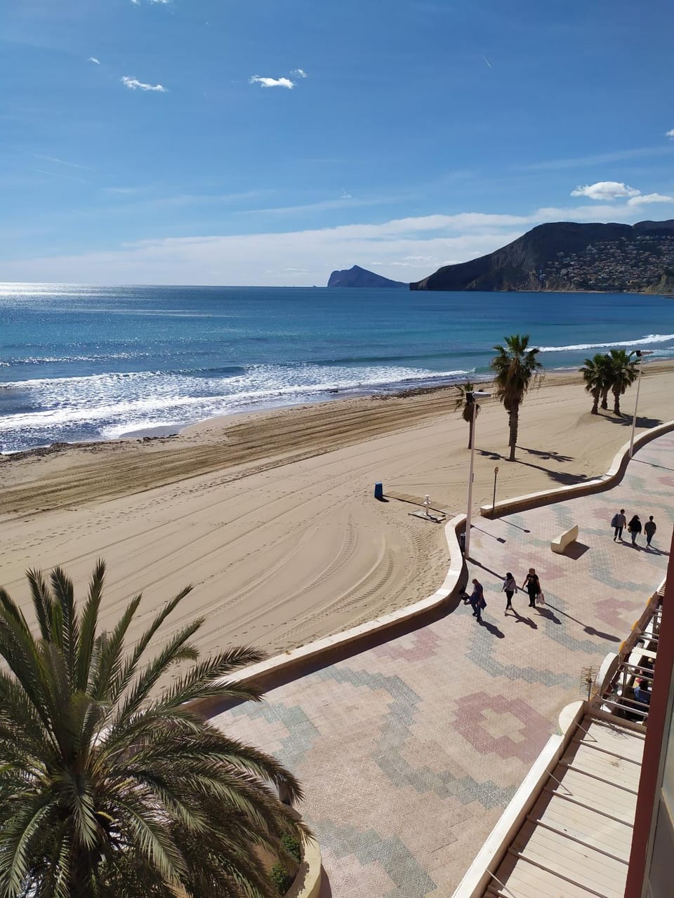 Primera Linea de Playa con Garaje Apartment in Calp