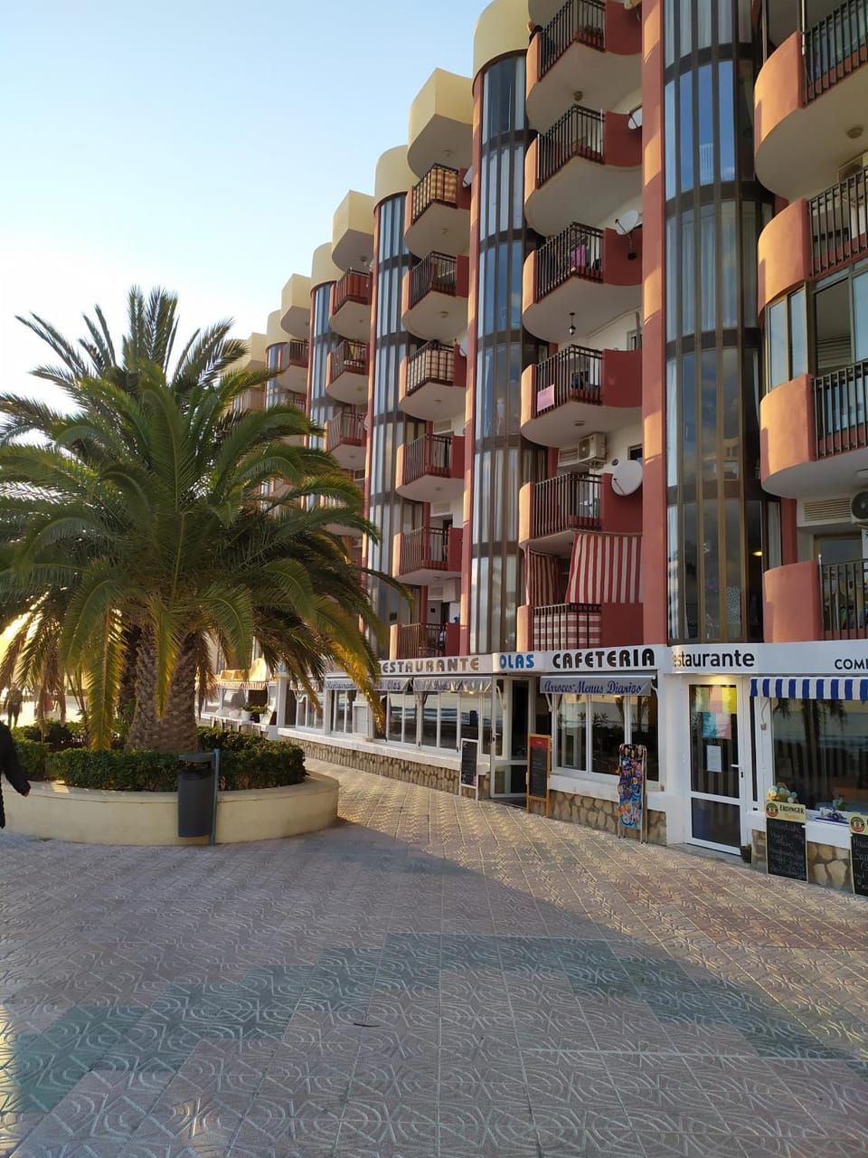 Primera Linea de Playa con Garaje Apartment in Calp