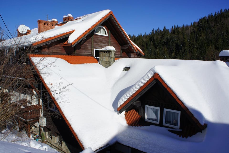 Property building, Winter