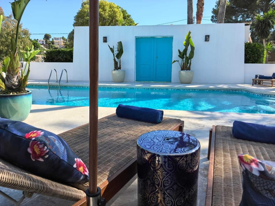 Villa Enri . Boutique Villa & Optional Guesthouse Villa in Marina Alta