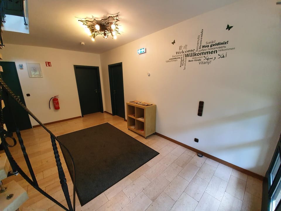 Other, Photo of the whole room, Decorative detail