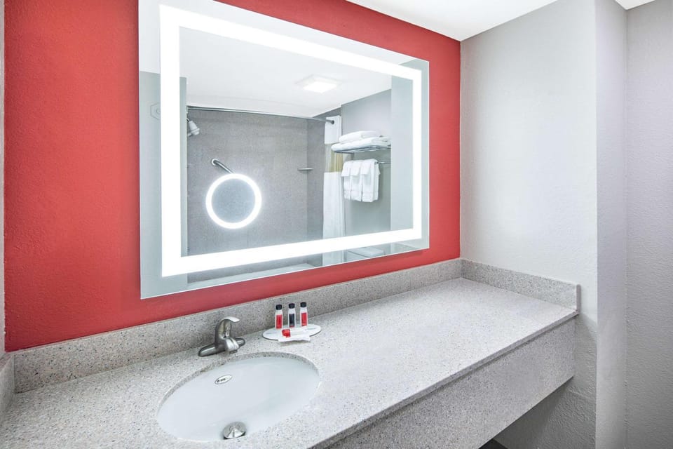 Bathroom, Photo of the whole room, On site