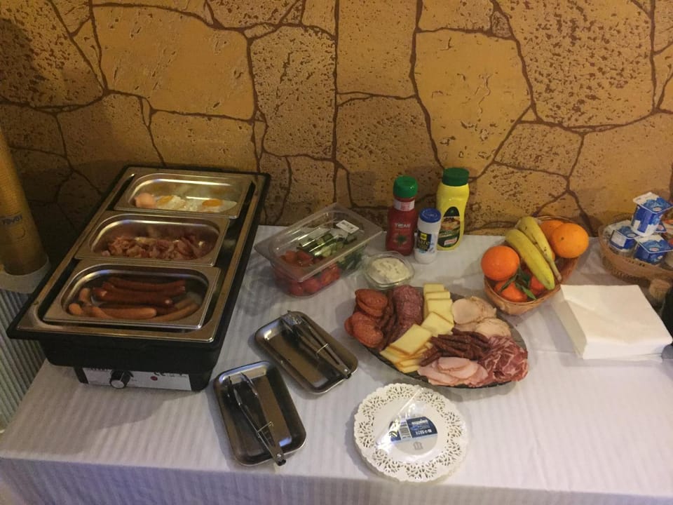 Buffet breakfast