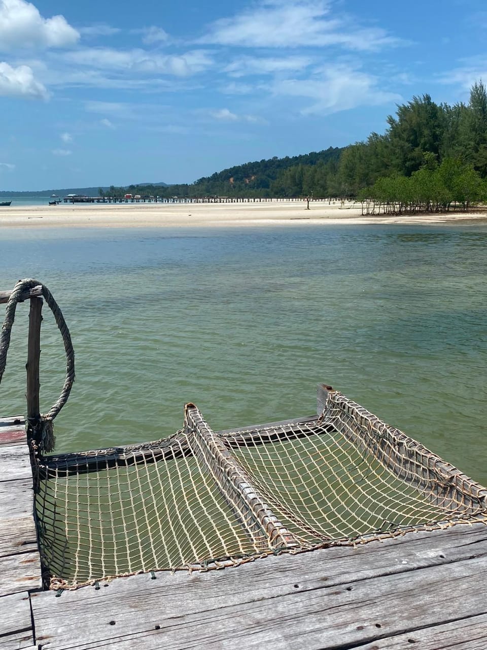 Firefly Beach Guesthouse & Bar Restaurant Koh rong Bed and Breakfast in Sihanoukville