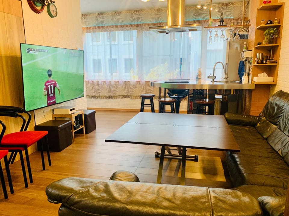 YokohamaKannai HouseBar Apartment in Yokohama