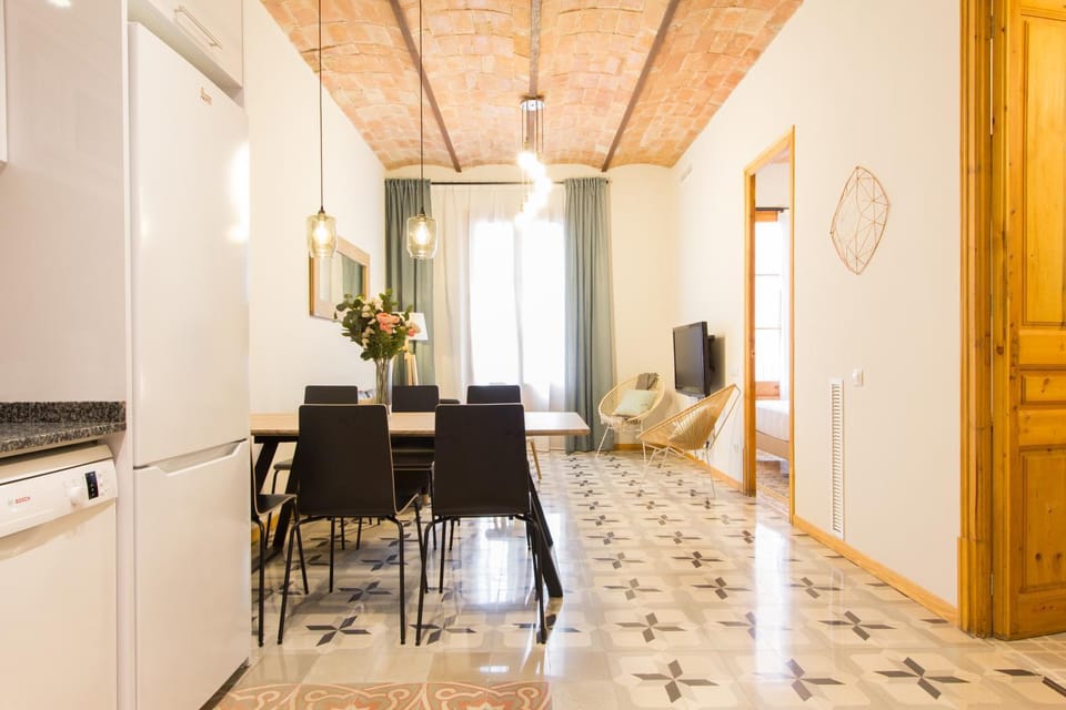 Kitchen or kitchenette, Living room, Dining area, air conditioner