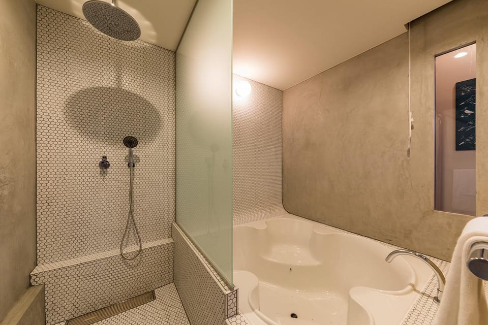 Shower, Bathroom, Decorative detail