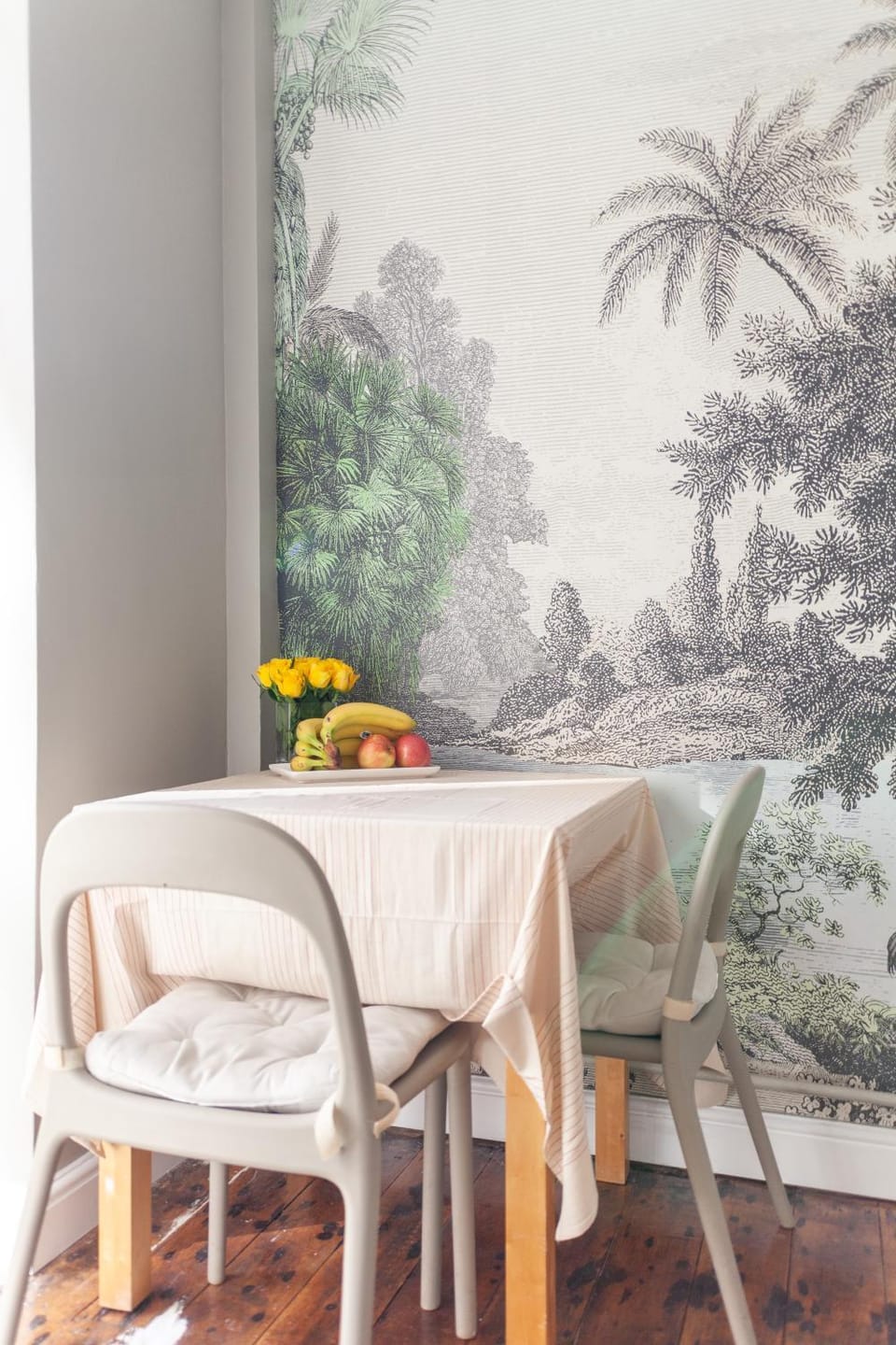 Decorative detail, Dining area