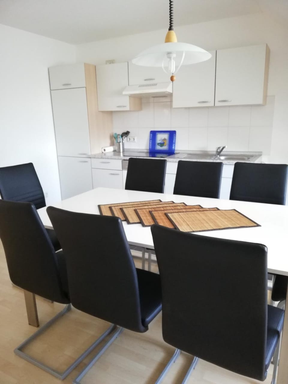 Kitchen or kitchenette, Seating area, Dining area, stove