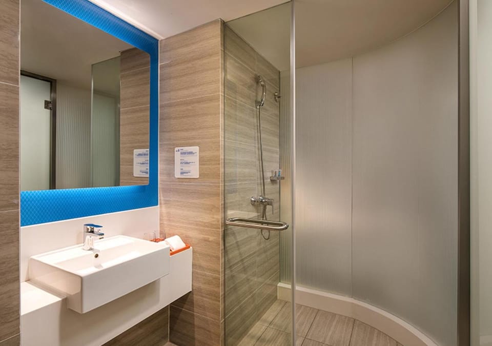 Holiday Inn Express Wuxi Taihu New City by IHG Hotel in Suzhou