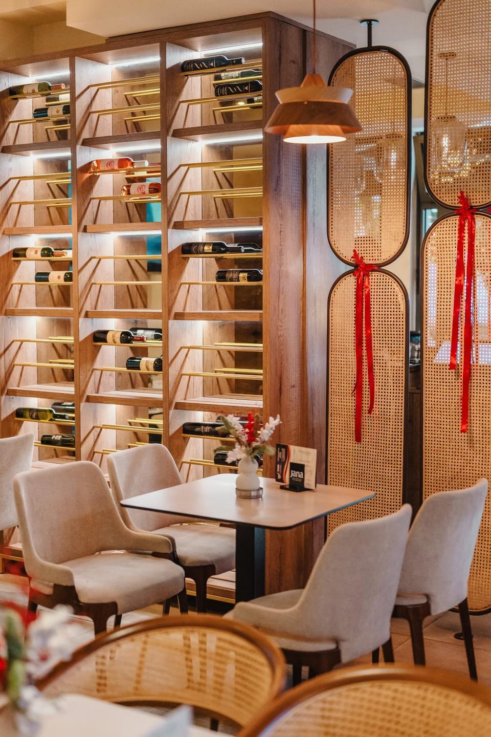 Lounge or bar, Drinks