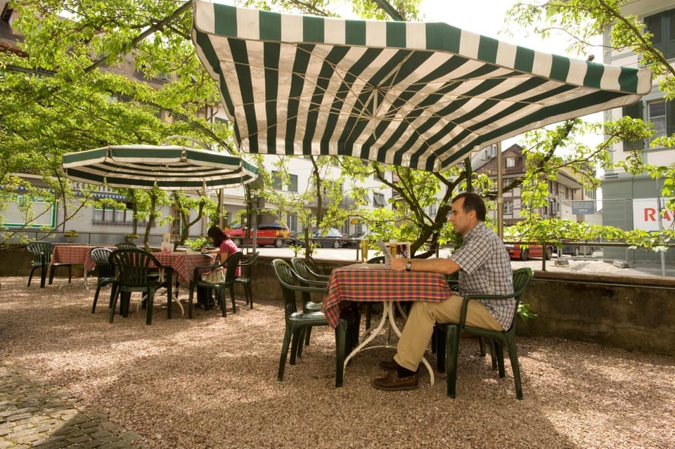 Gasthof Bären Laupen Inn in Fribourg, Switzerland