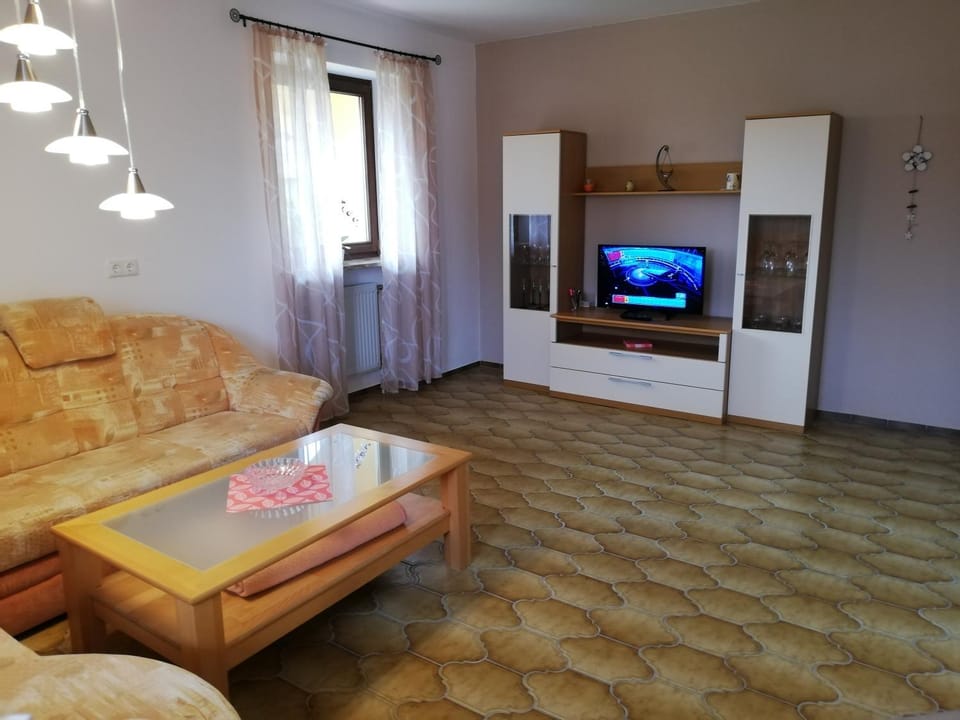 TV and multimedia, Living room