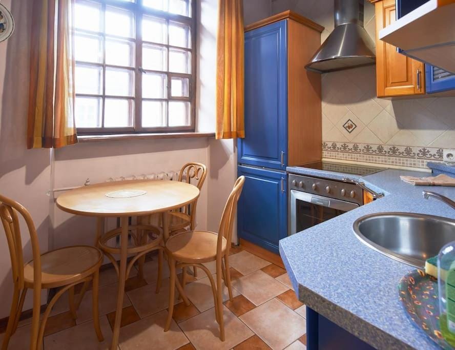 Cozy Apartment in Gothic style house in the Heart of the Old Town Apartment in Vilnius